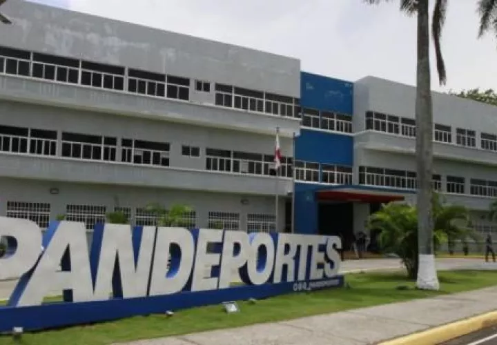 Panama President Mulino Returns to the Assembly a Bill that Clashed with Pandeportes