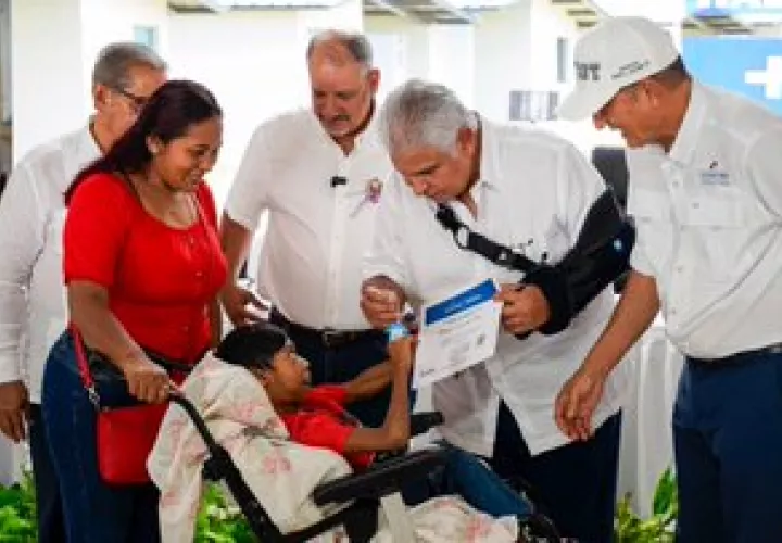 Panama’s President Mulino Delivers Housing and Launches a Road Plan in Aguadulce