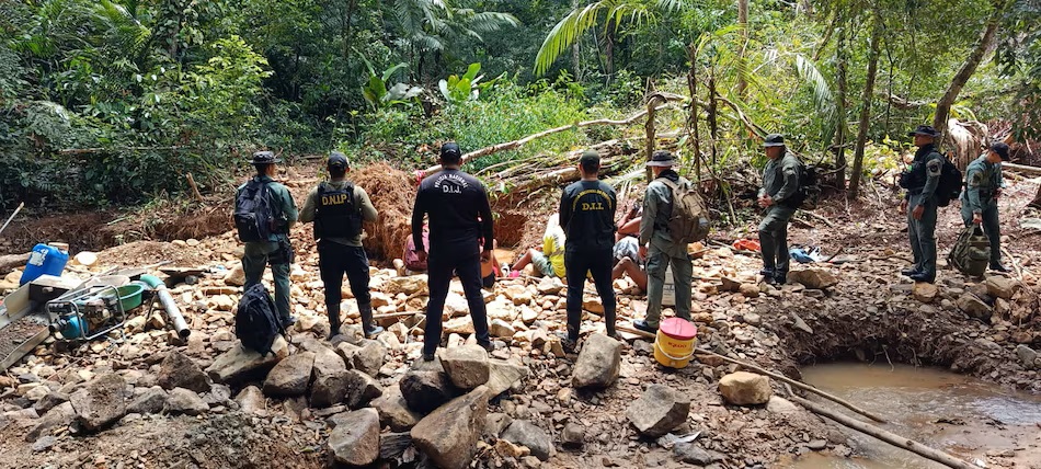 Illegal Gold Mining in the Río María Prieto Ravine in Panama: 6 People Arrested