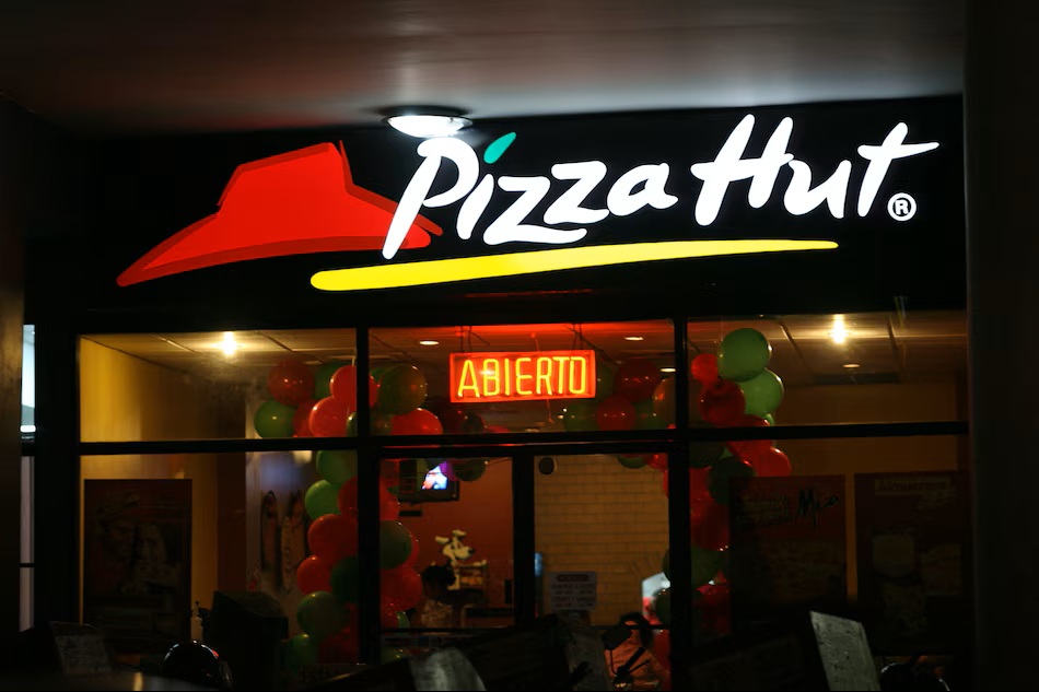 Panama Welcomes Pizza Hut Back as They Prepare to Open Two Restaurants