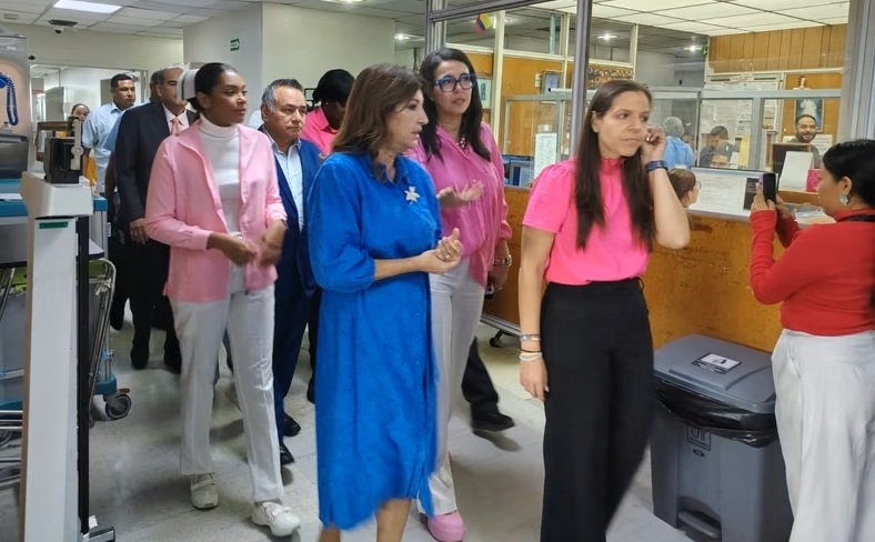 The First Lady of Panama Supporting Patients at the National Cancer Institute In Conjunction with MINSA and the Private Sector.