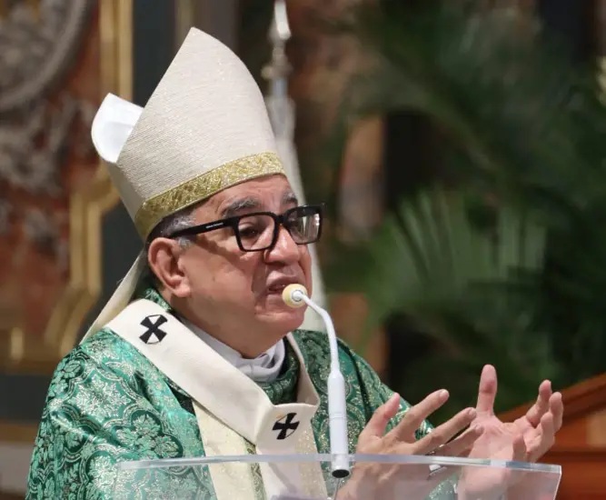 Sunday Sermon from Monsignor Ulloa Calls for Avoiding Hatred and Seeking Dialogue.