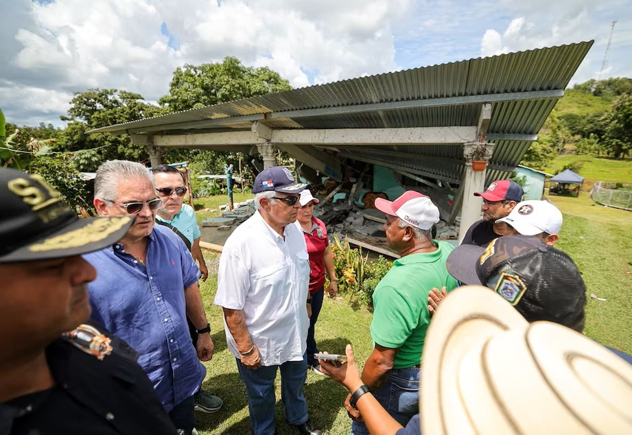 Distributing Earthquake Aid Among Political Party Members. Mulino Accuses the Mayor of Mariato.